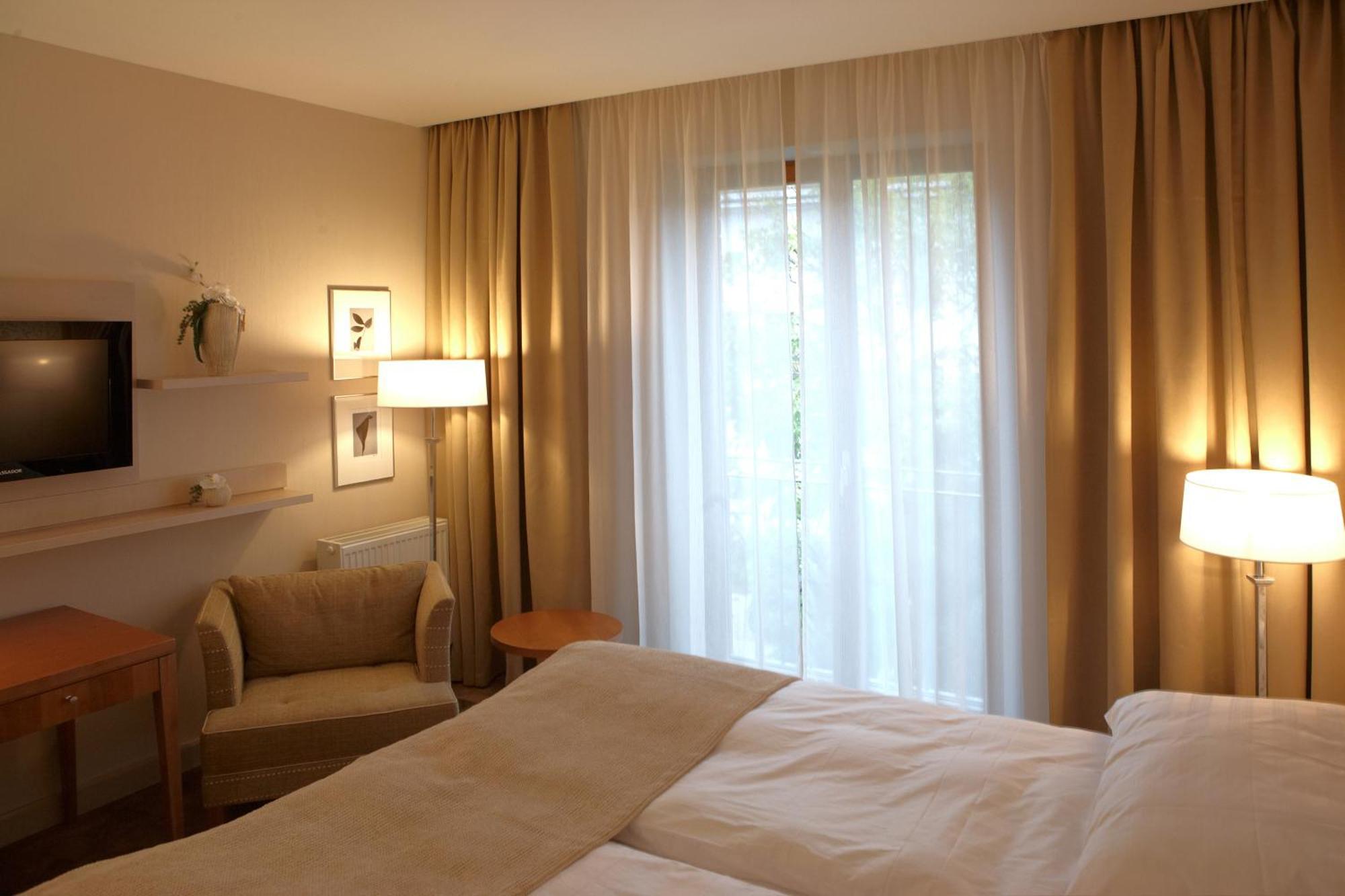 Hotel Ambassador コシツェ エクステリア 写真