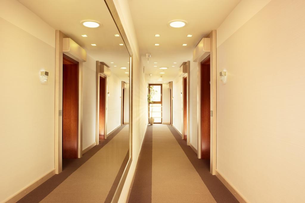 Hotel Ambassador コシツェ エクステリア 写真
