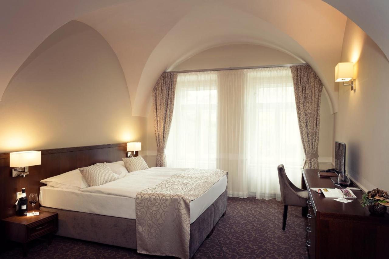 Hotel Ambassador コシツェ エクステリア 写真