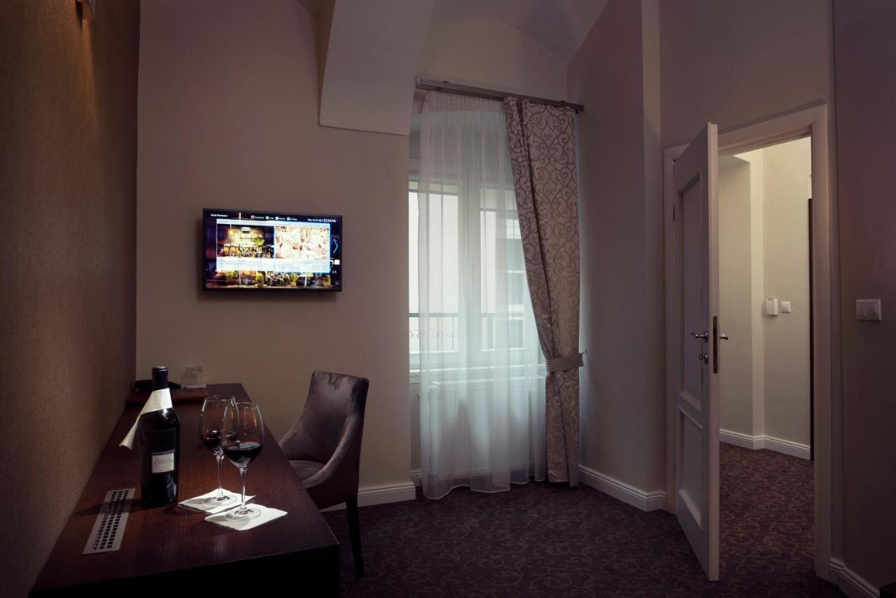 Hotel Ambassador コシツェ エクステリア 写真